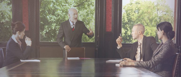 Read more about the article Dziedziczenie domu przez żonę i dzieci po śmierci męża