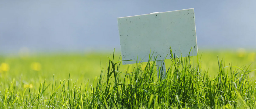 Czy od sprzedaży działki budowlanej płaci się podatek?