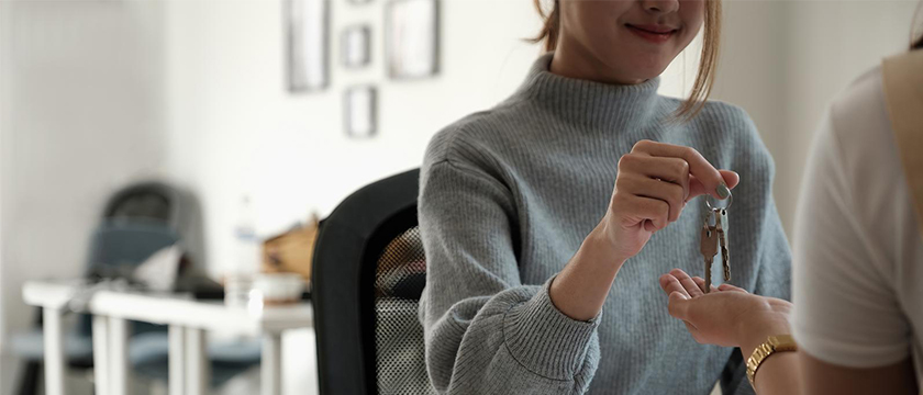 Wycena a sprzedaż nieruchomości osobom bliskim