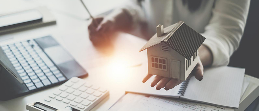 Jak oszacować wartość domu? Wycena domu przez rzeczoznawcę